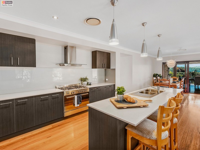 37 Wunburra Circle, Pacific Pines QLD 4211