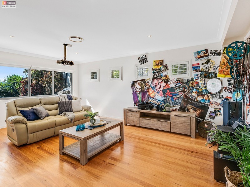 37 Wunburra Circle, Pacific Pines QLD 4211