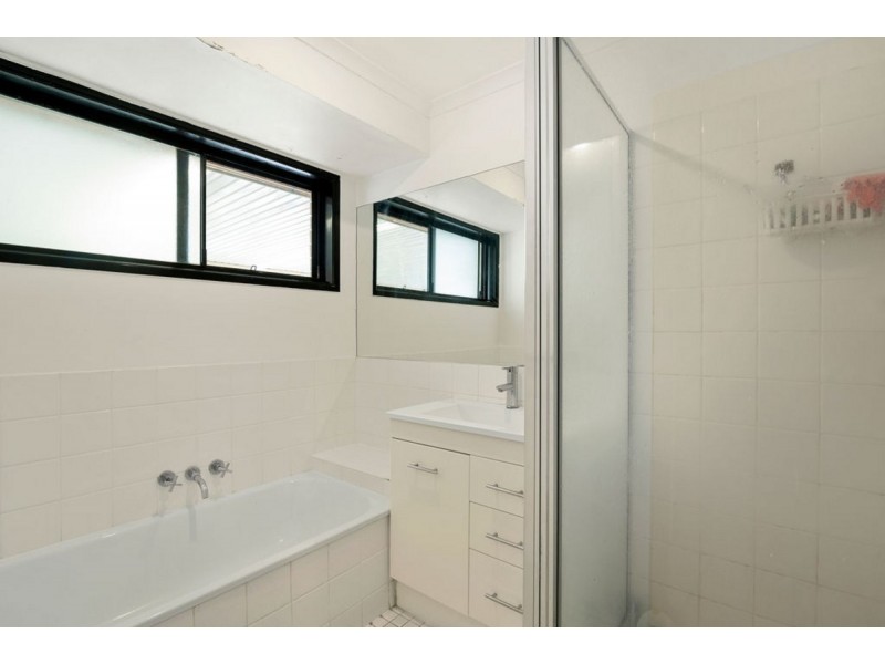 6/3 Fonda Place, Oxenford QLD 4210