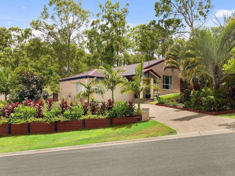 12 Austral Crescent, Pacific Pines QLD 4211