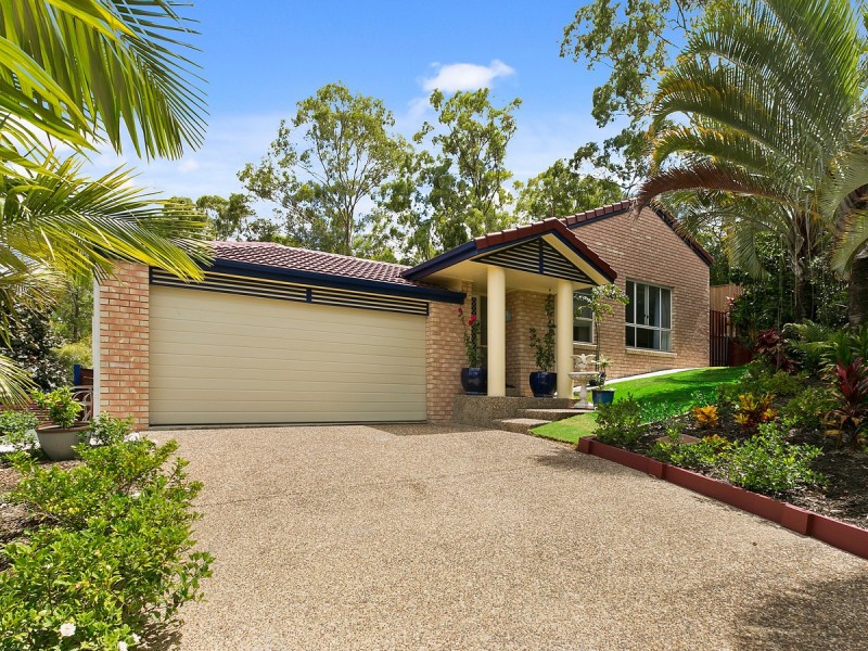 12 Austral Crescent, Pacific Pines QLD 4211