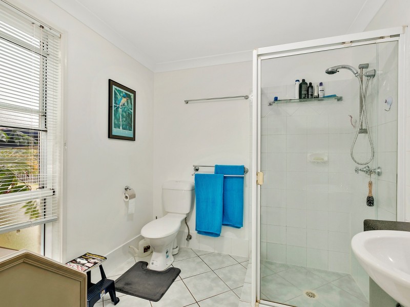 12 Austral Crescent, Pacific Pines QLD 4211