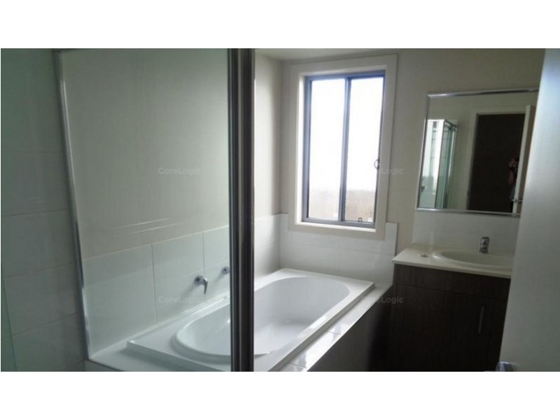 11 Savannah Court, Waterford QLD 4133