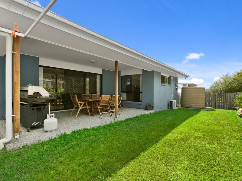 32 Rise Circuit, Pacific Pines QLD 4211