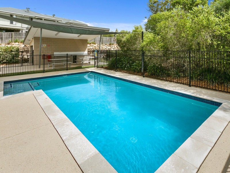 32 Rise Circuit, Pacific Pines QLD 4211