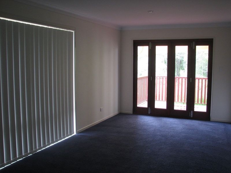 22 Lambert Drive, Maudsland QLD 4210