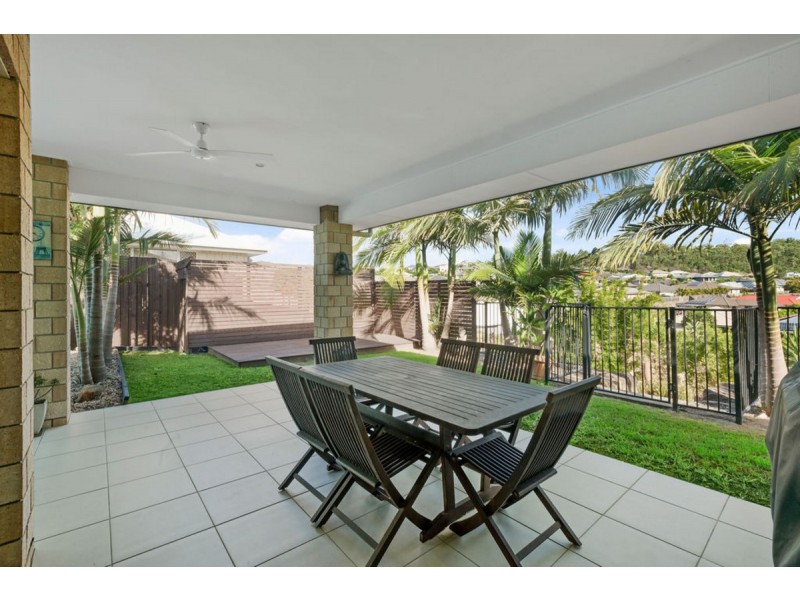 123 Wunburra Circle, Pacific Pines QLD 4211