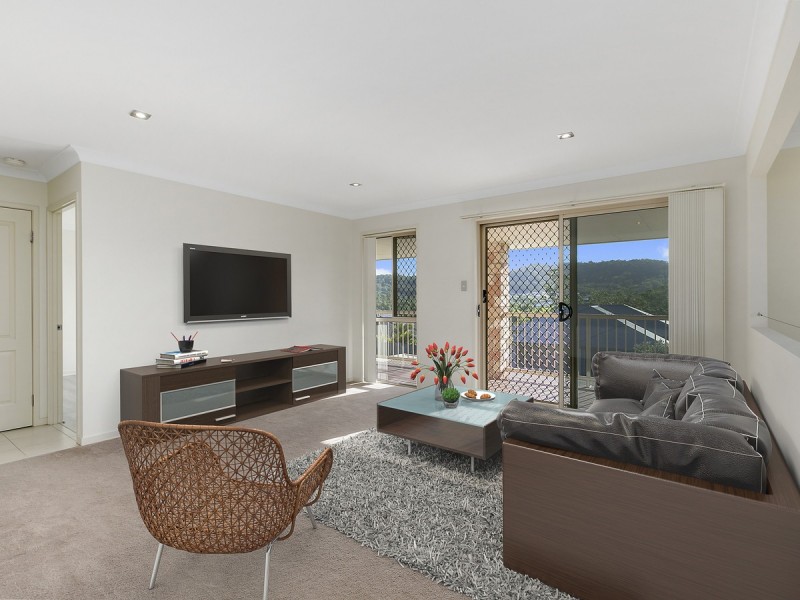 5 Kaplan Street, Oxenford QLD 4210