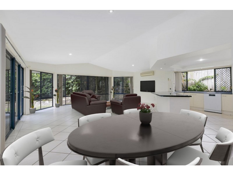 50 Carter Street, Pacific Pines QLD 4211