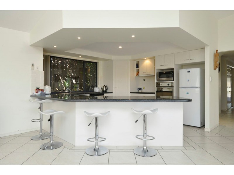 50 Carter Street, Pacific Pines QLD 4211