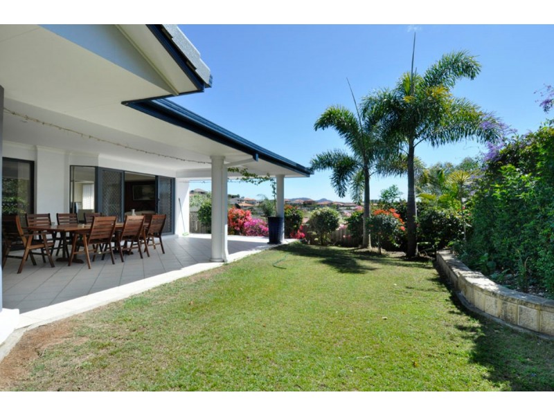 50 Carter Street, Pacific Pines QLD 4211