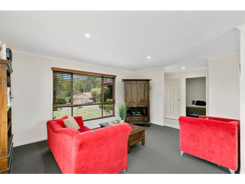 8 Parkdale Court, Parkwood QLD 4214