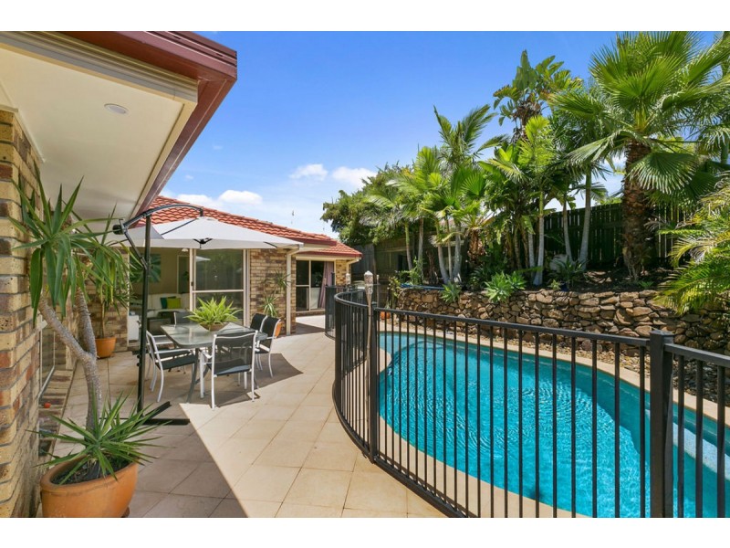 8 Parkdale Court, Parkwood QLD 4214