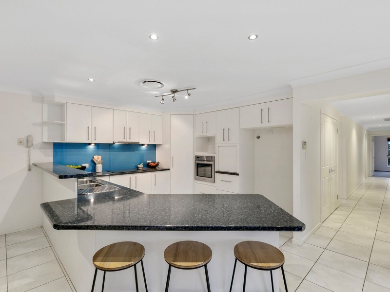 75 Salvado Drive, Pacific Pines QLD 4211