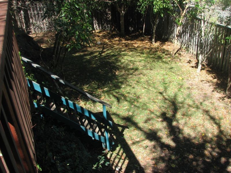 6 Corai Close, Pacific Pines QLD 4211