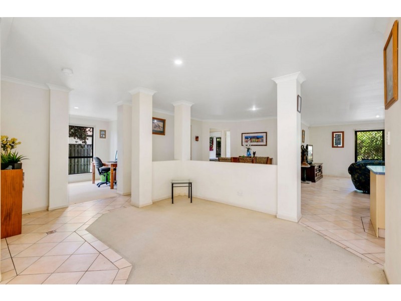 39 Palmerston Drive, Oxenford QLD 4210