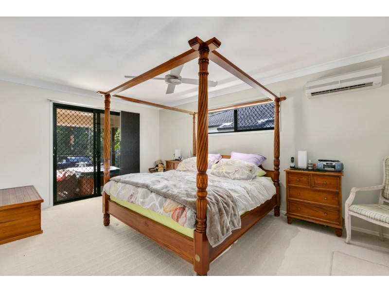 13 Roberts Drive, Maudsland QLD 4210