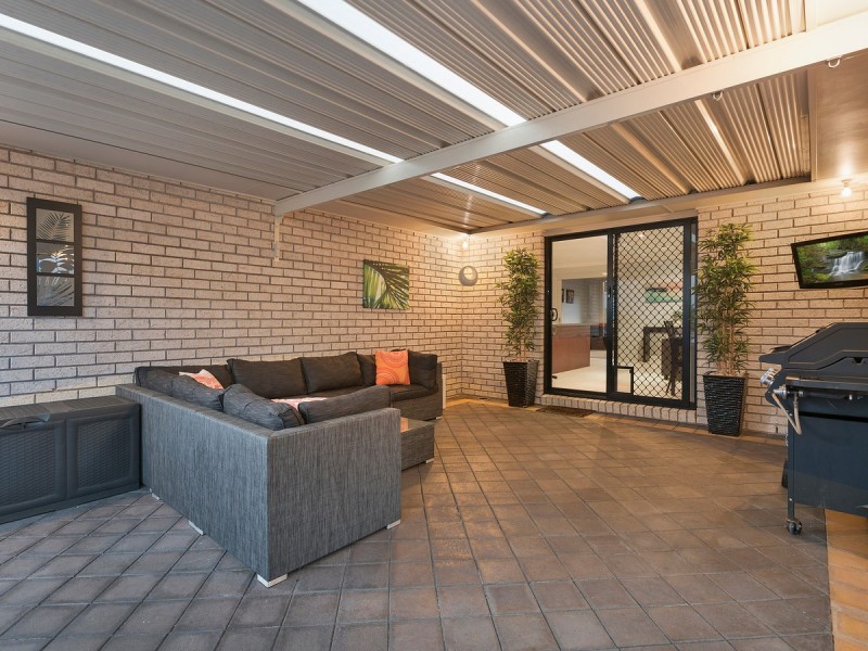 16 Silverash Street, Oxenford QLD 4210