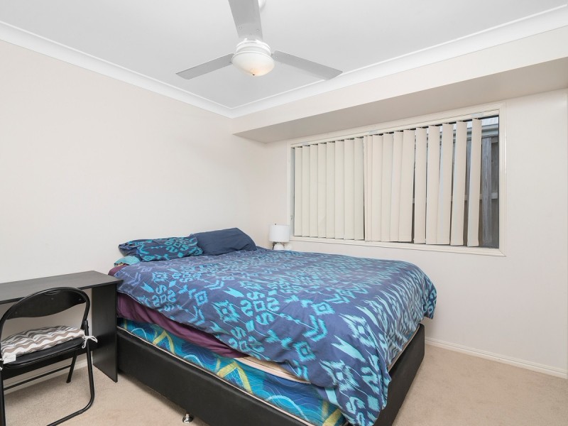 102 Wunburra Circle, Pacific Pines QLD 4211