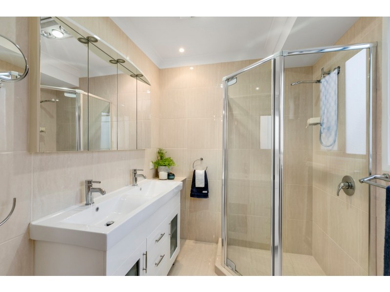 43 Yamba Street, Pacific Pines QLD 4211