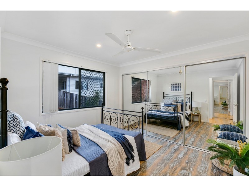 43 Yamba Street, Pacific Pines QLD 4211