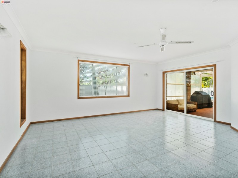 49 Gary Player Crescent, Parkwood QLD 4214