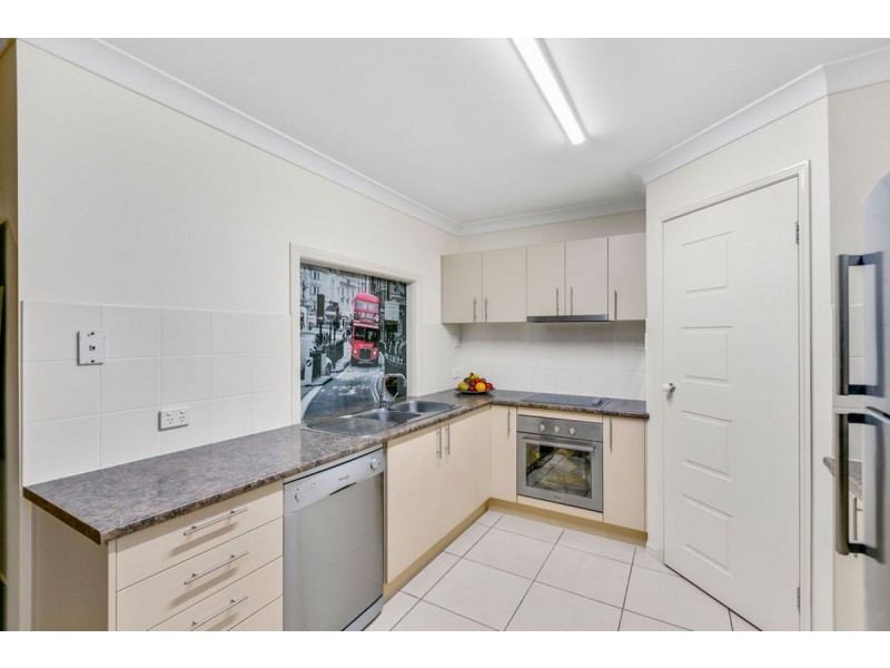 2/11 Lauren Grove, Upper Coomera QLD 4209