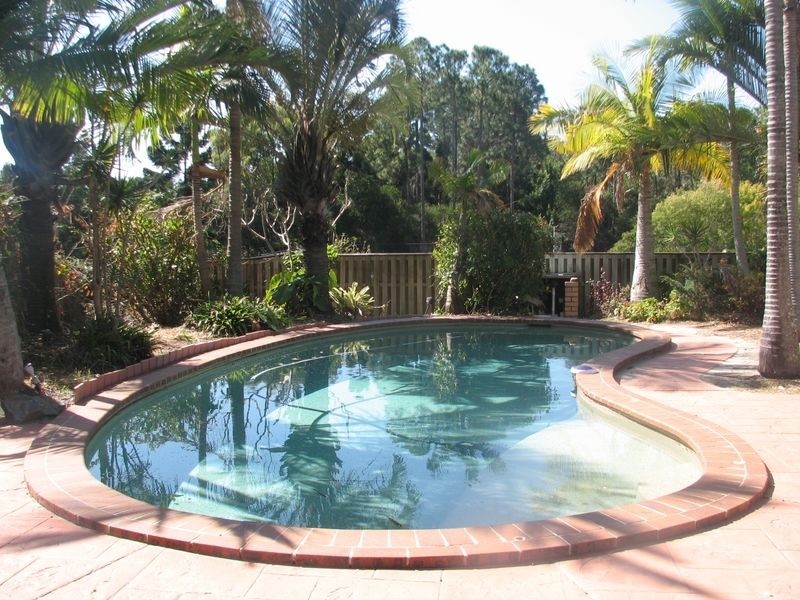 7 Capricorn Drive, Pacific Pines QLD 4211