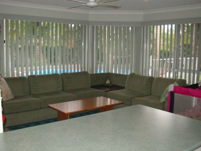 7 Capricorn Drive, Pacific Pines QLD 4211