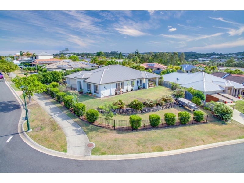 22 Blackheath Terrace, Pacific Pines QLD 4211
