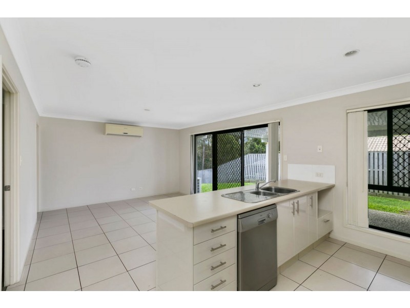 100 McAuley Parade, Pacific Pines QLD 4211