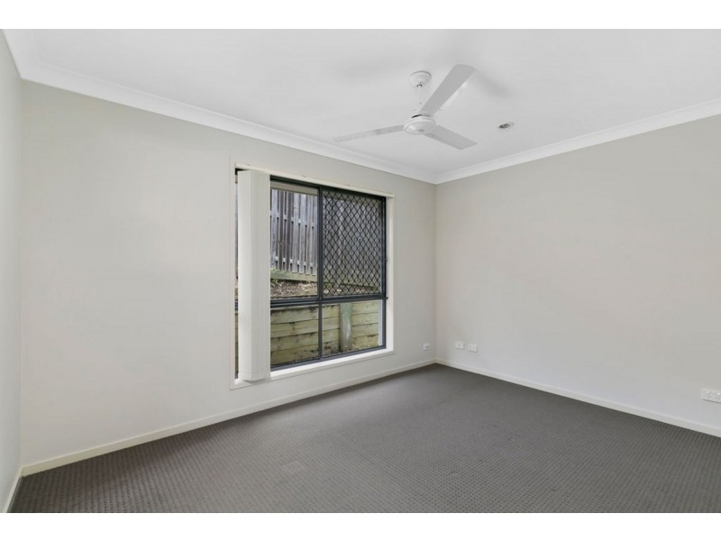 100 McAuley Parade, Pacific Pines QLD 4211