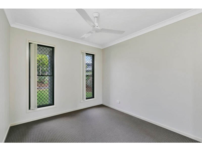 100 McAuley Parade, Pacific Pines QLD 4211