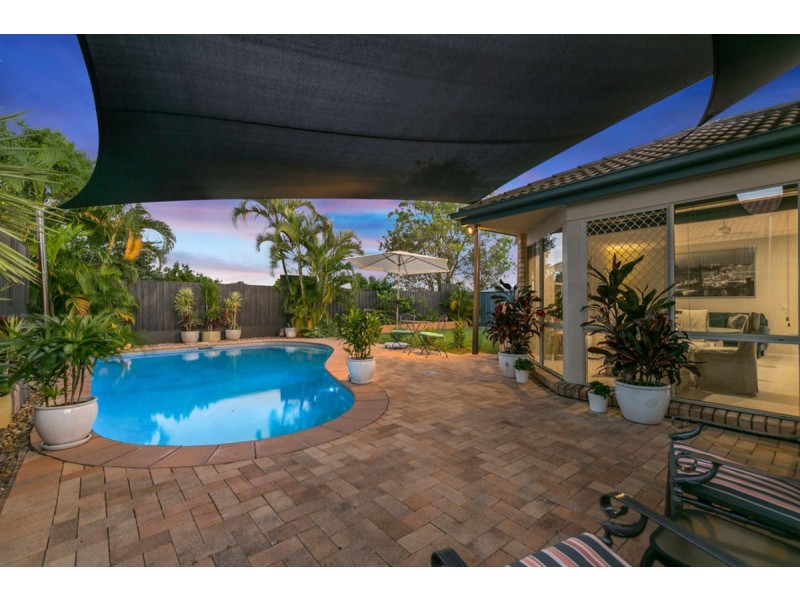 114 Santa Isobel Boulevard, Pacific Pines QLD 4211