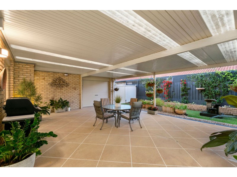 114 Santa Isobel Boulevard, Pacific Pines QLD 4211