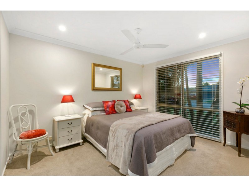 114 Santa Isobel Boulevard, Pacific Pines QLD 4211