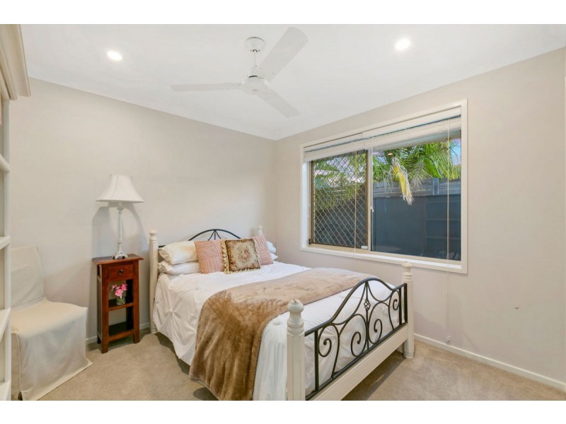 114 Santa Isobel Boulevard, Pacific Pines QLD 4211