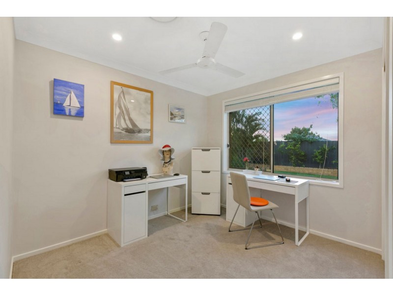 114 Santa Isobel Boulevard, Pacific Pines QLD 4211