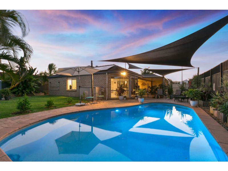 114 Santa Isobel Boulevard, Pacific Pines QLD 4211