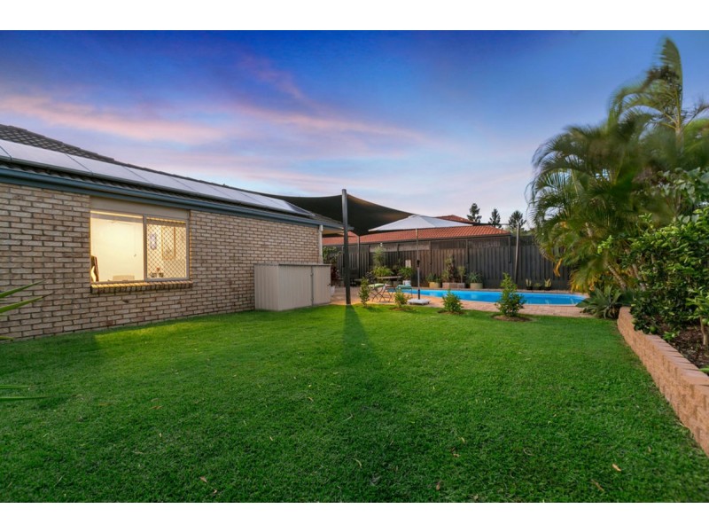 114 Santa Isobel Boulevard, Pacific Pines QLD 4211
