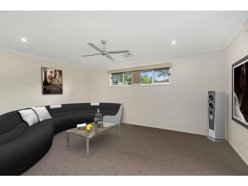 125 Wunburra Circle, Pacific Pines QLD 4211