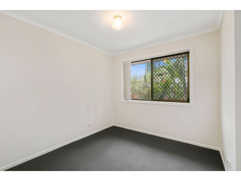 1/4 Madsen Place, Southport QLD 4215