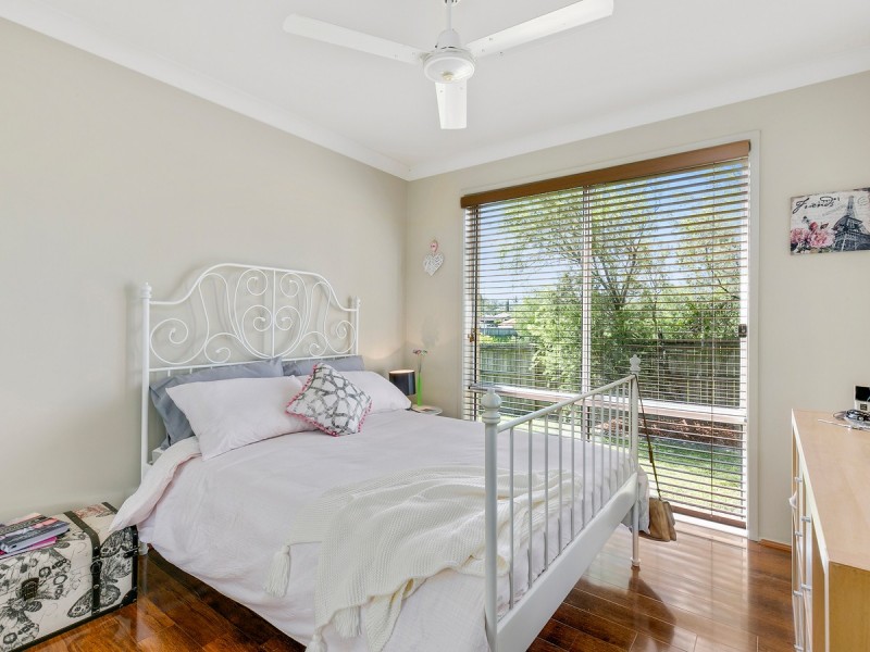 12 Appollo Place, Oxenford QLD 4210