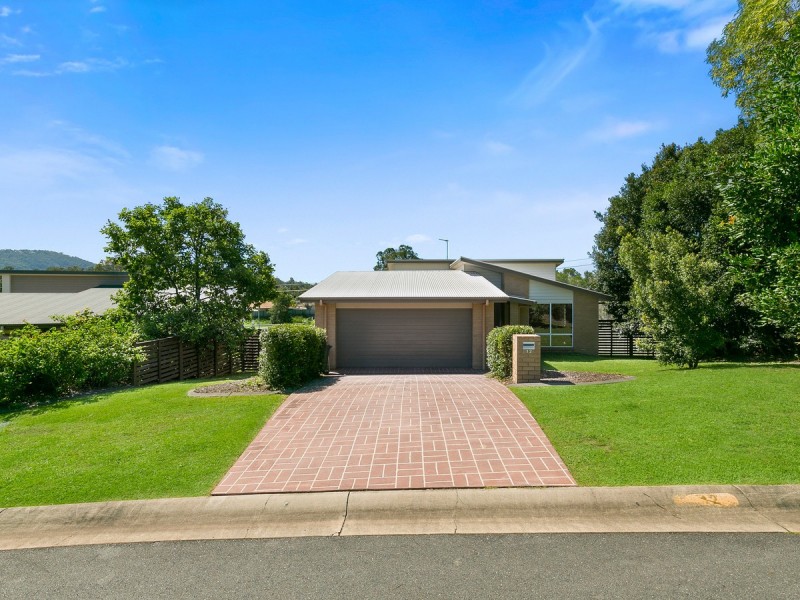 12 Appollo Place, Oxenford QLD 4210