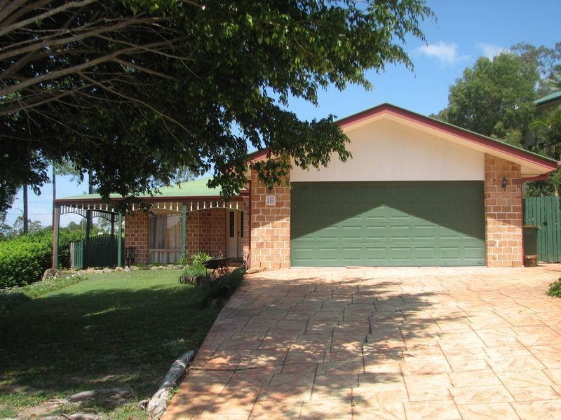 18 Phoenix Street, Pacific Pines QLD 4211