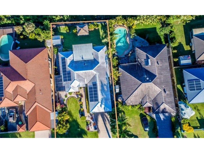 5 Ballybunyon Crescent, Hope Island QLD 4212