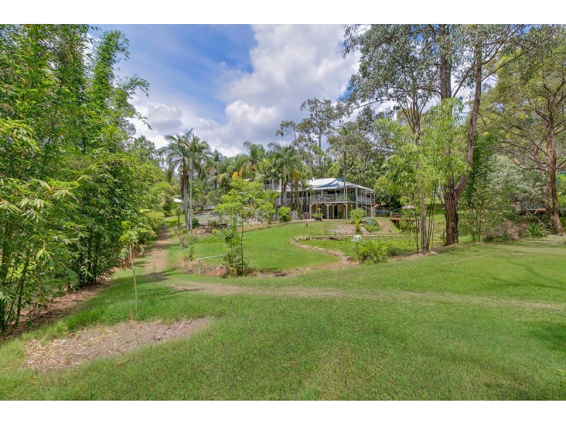 7 Brushwood Drive, Parkwood QLD 4214