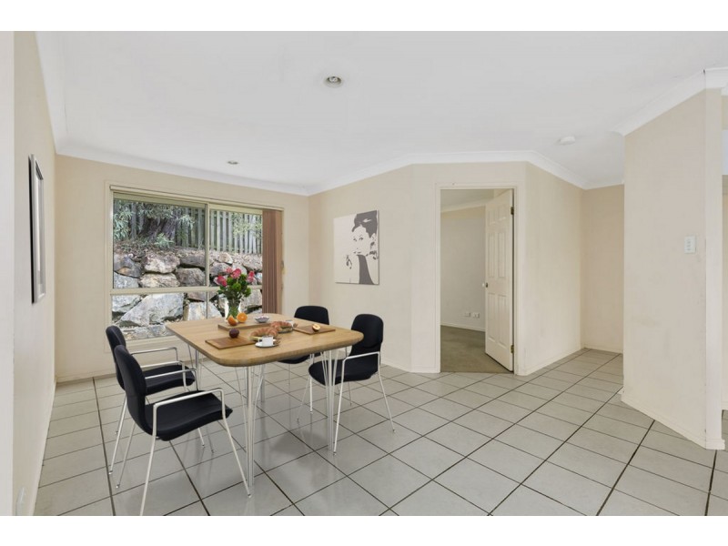 6 Buffalo Crescent, Pacific Pines QLD 4211