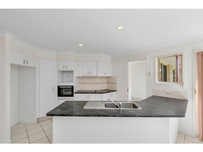 6 Buffalo Crescent, Pacific Pines QLD 4211