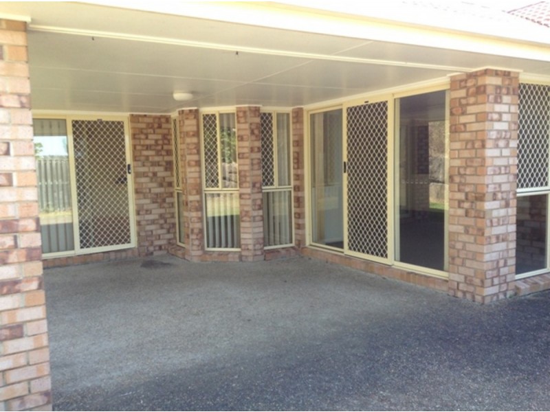 8 Harwood Place, Maudsland QLD 4210